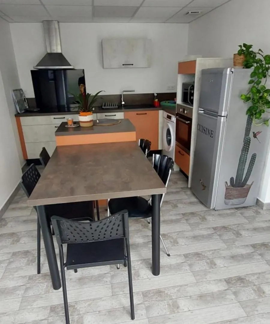 Agreable T2 50M2 Daire Aubin